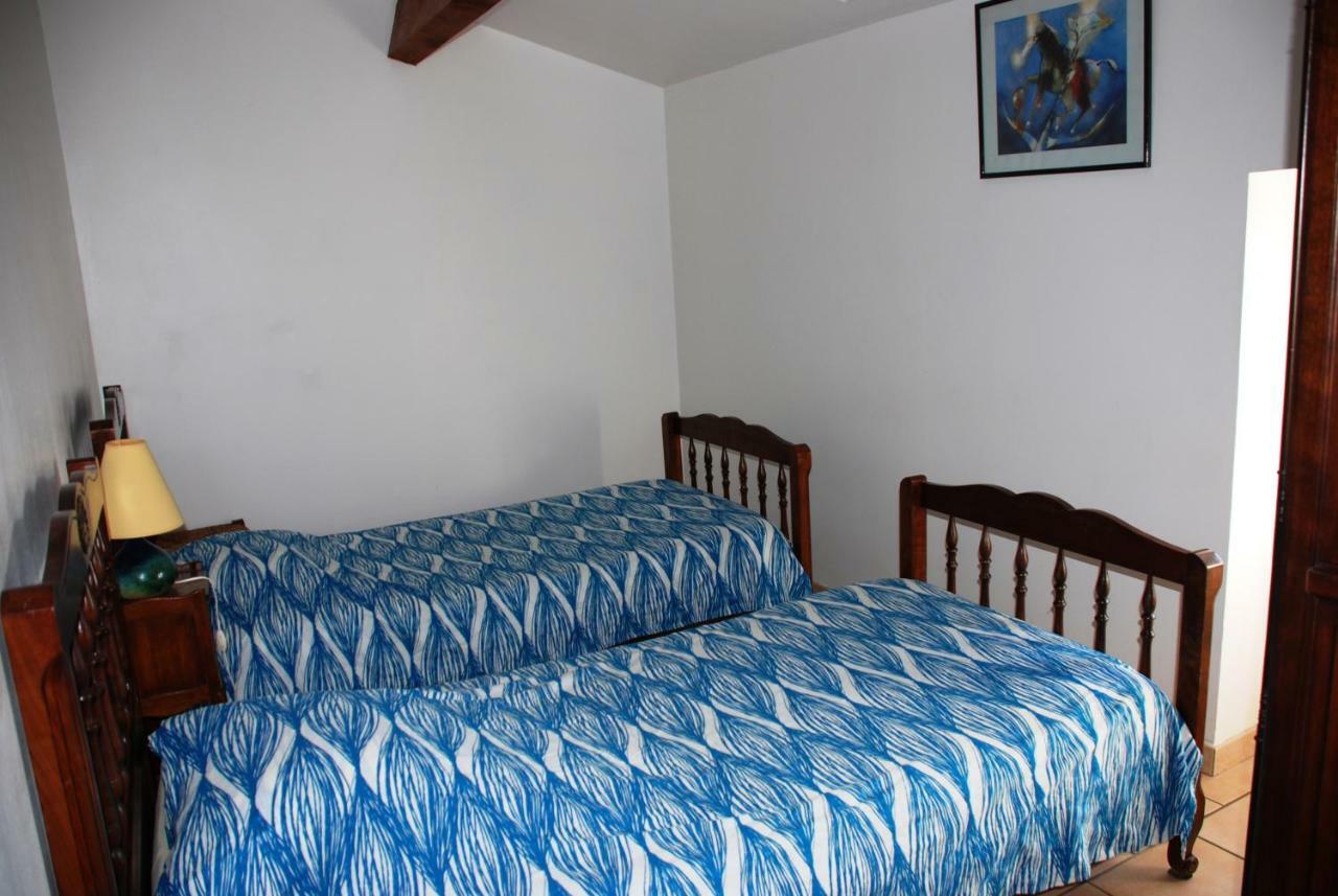 Les Jardins Du Mas Evesque Bed & Breakfast Rousson  Екстериор снимка